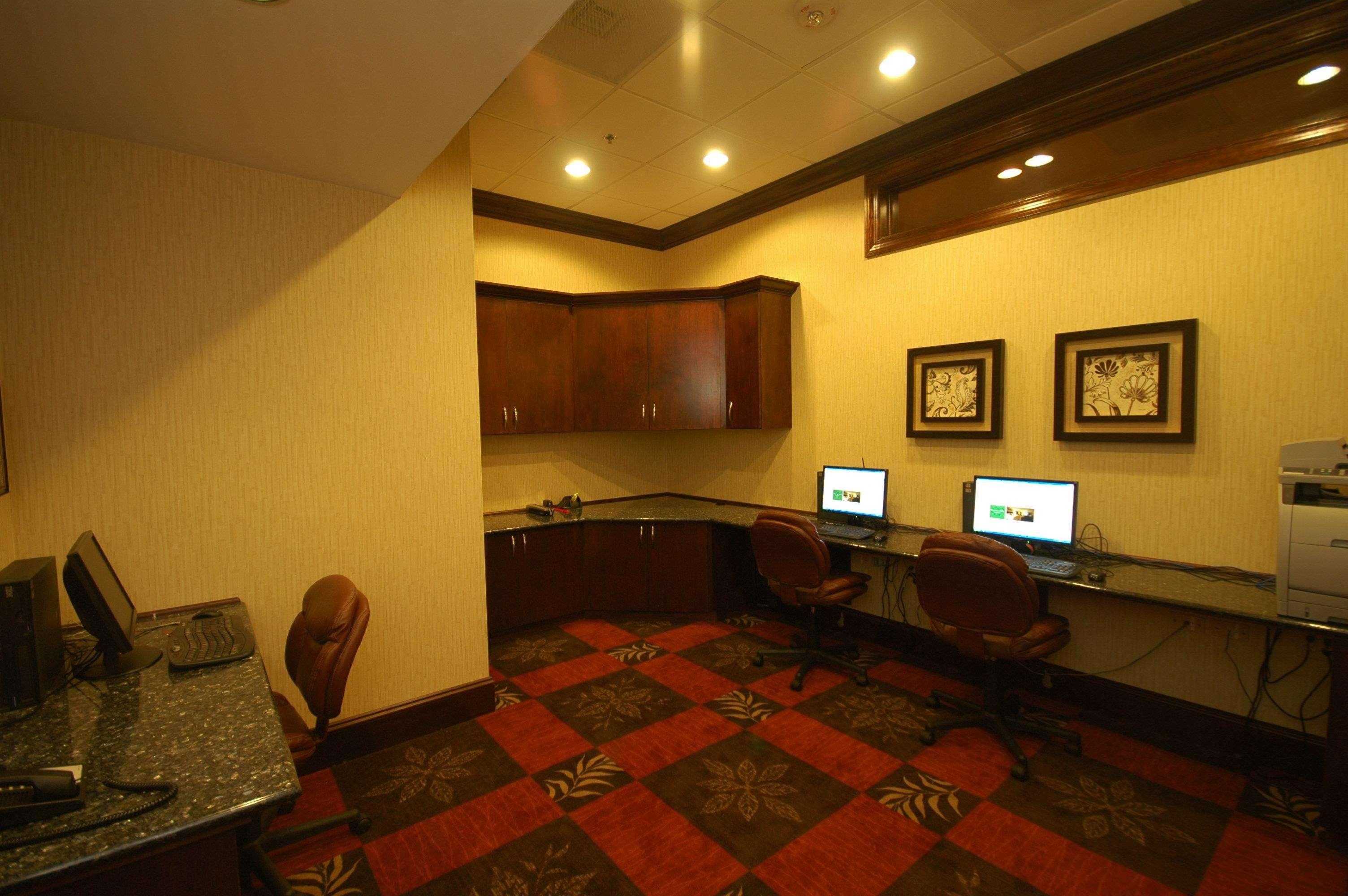 Doubletree By Hilton Rocky Mount Facilidades foto