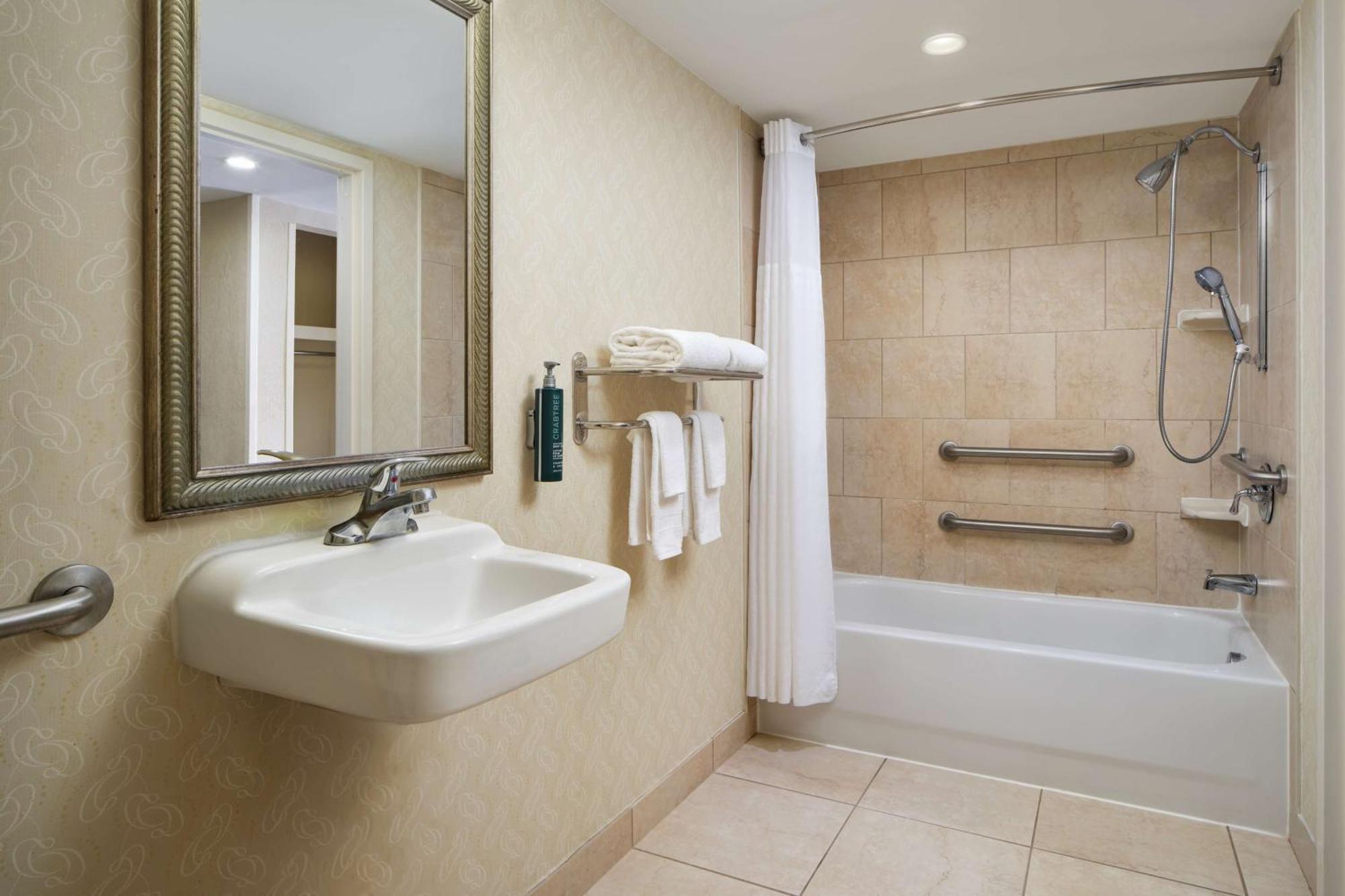 Doubletree By Hilton Rocky Mount Exterior foto